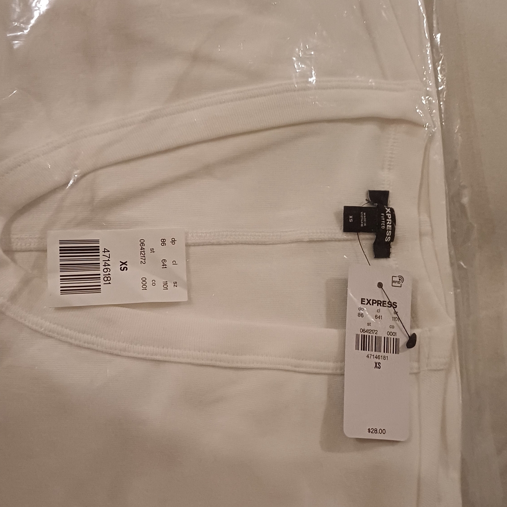 Express Fitted White Top